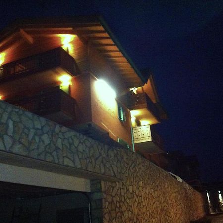 Relais Fior Di Bosco Lejlighedshotel Folgaria Eksteriør billede