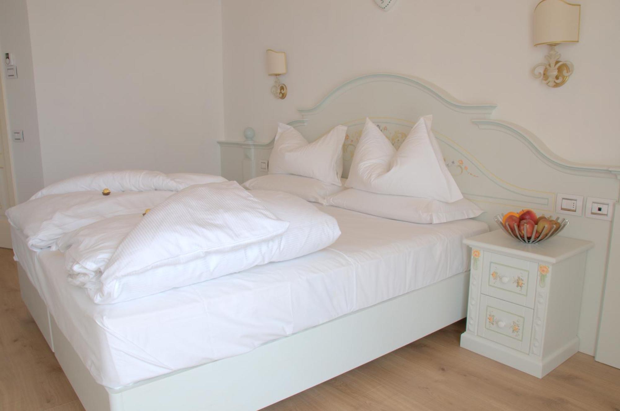 Relais Fior Di Bosco Lejlighedshotel Folgaria Eksteriør billede